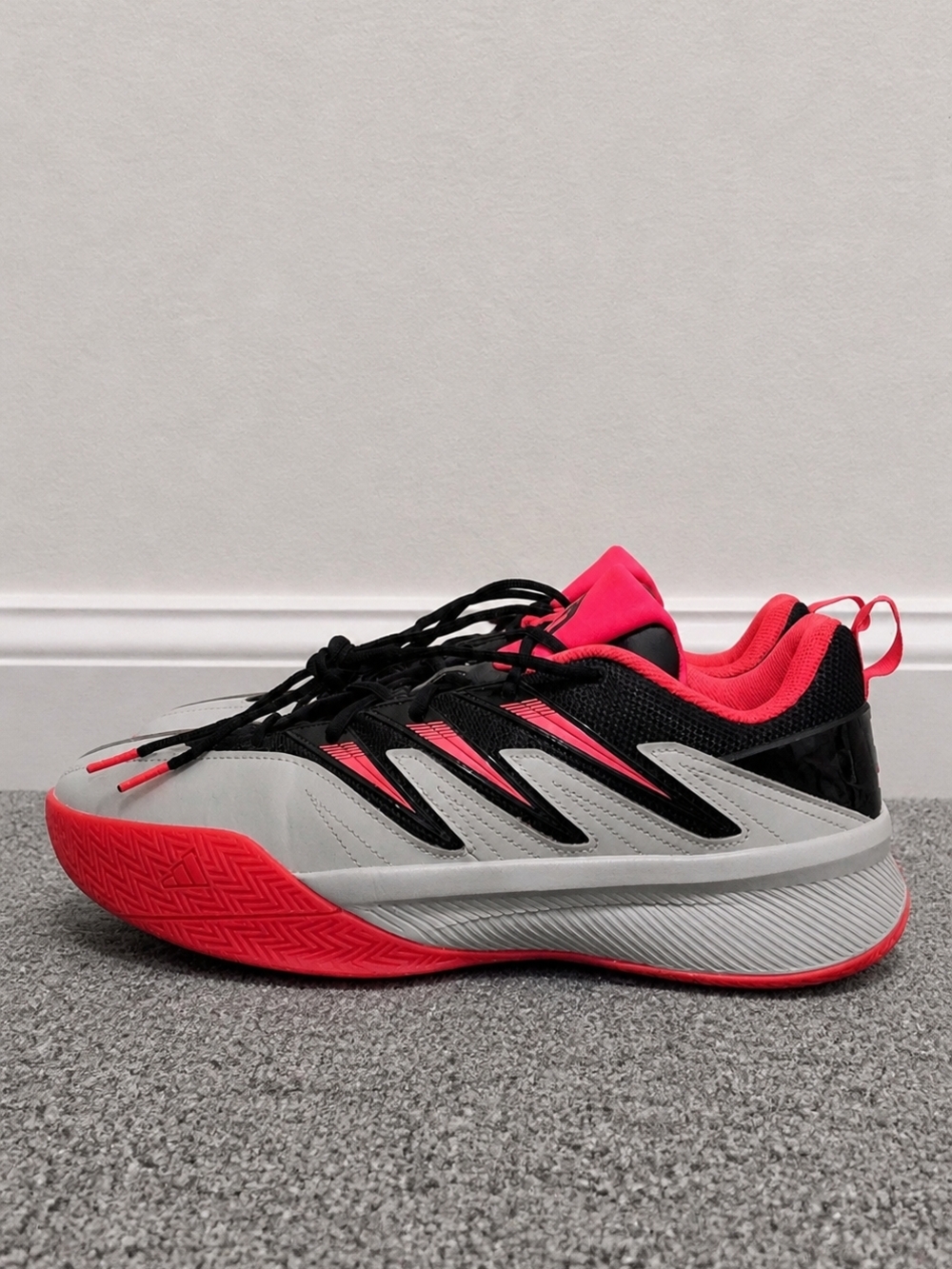 Adidas Men's Dame Certified 3 Low Basketball Shoes Size 13M
